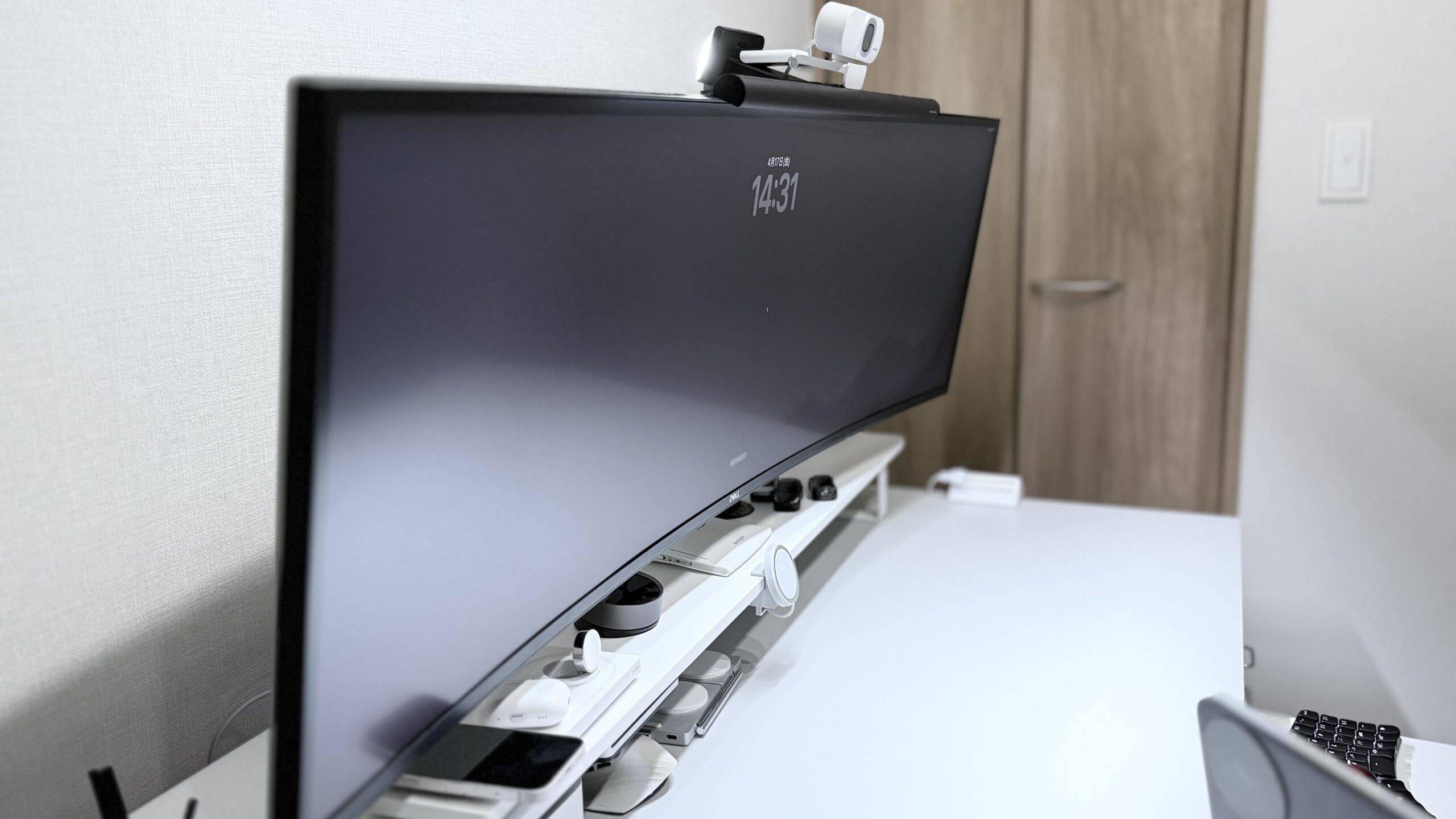 Dell U4924DW レビュー｜49インチウルトラワイドを1人で設置して分かっ